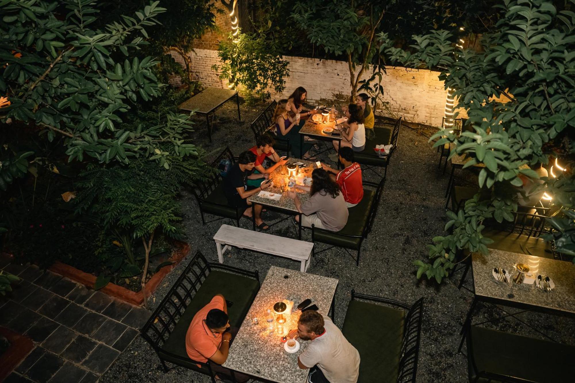 Kwabahal Boutique Hostel カトマンズ エクステリア 写真