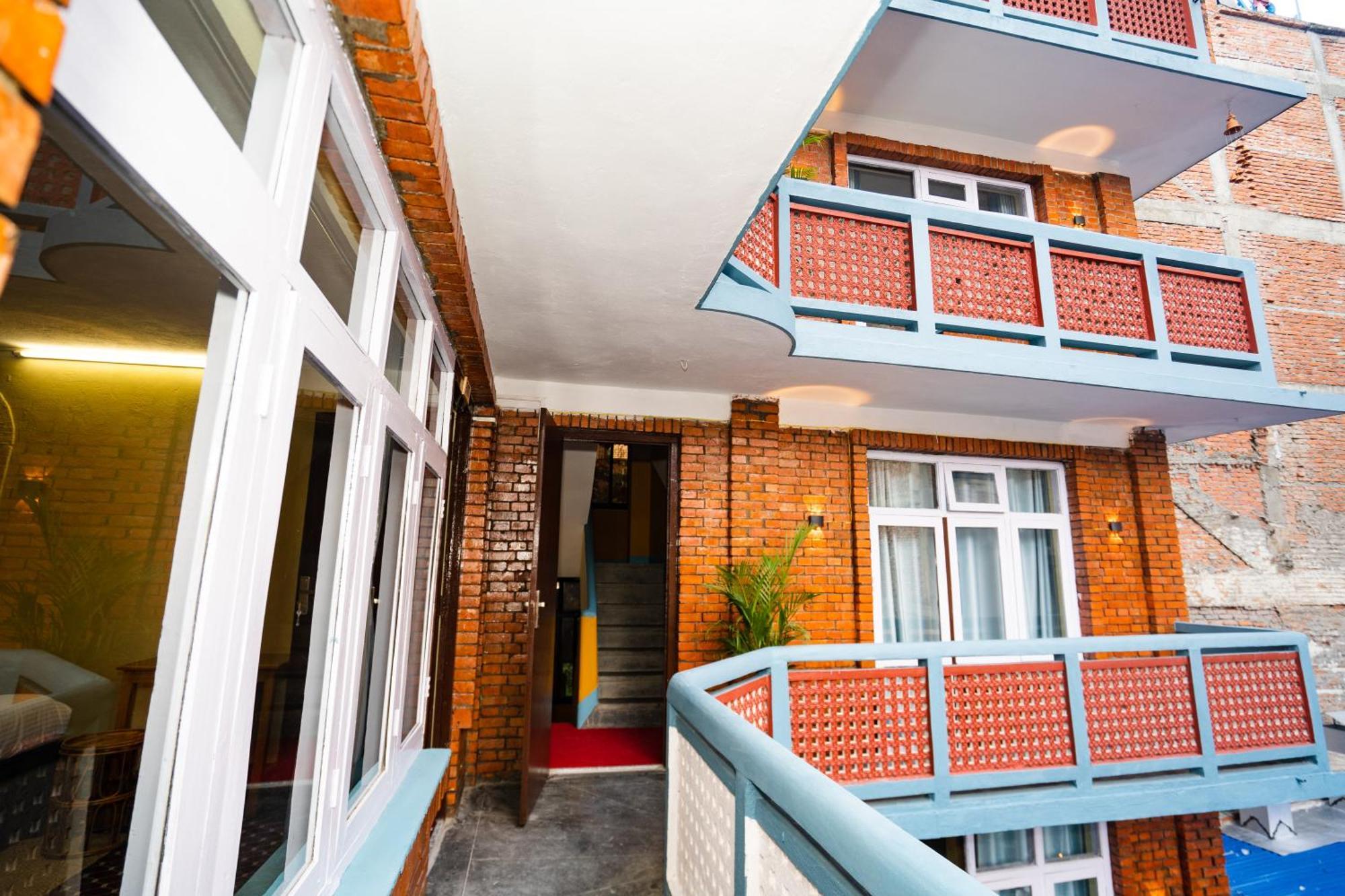 Kwabahal Boutique Hostel カトマンズ エクステリア 写真