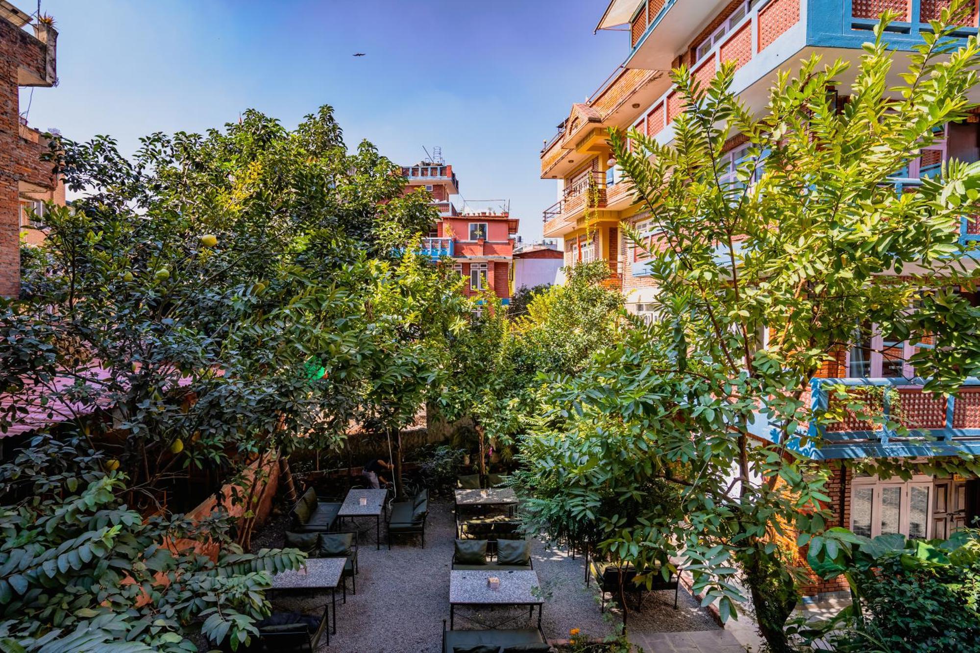 Kwabahal Boutique Hostel カトマンズ エクステリア 写真